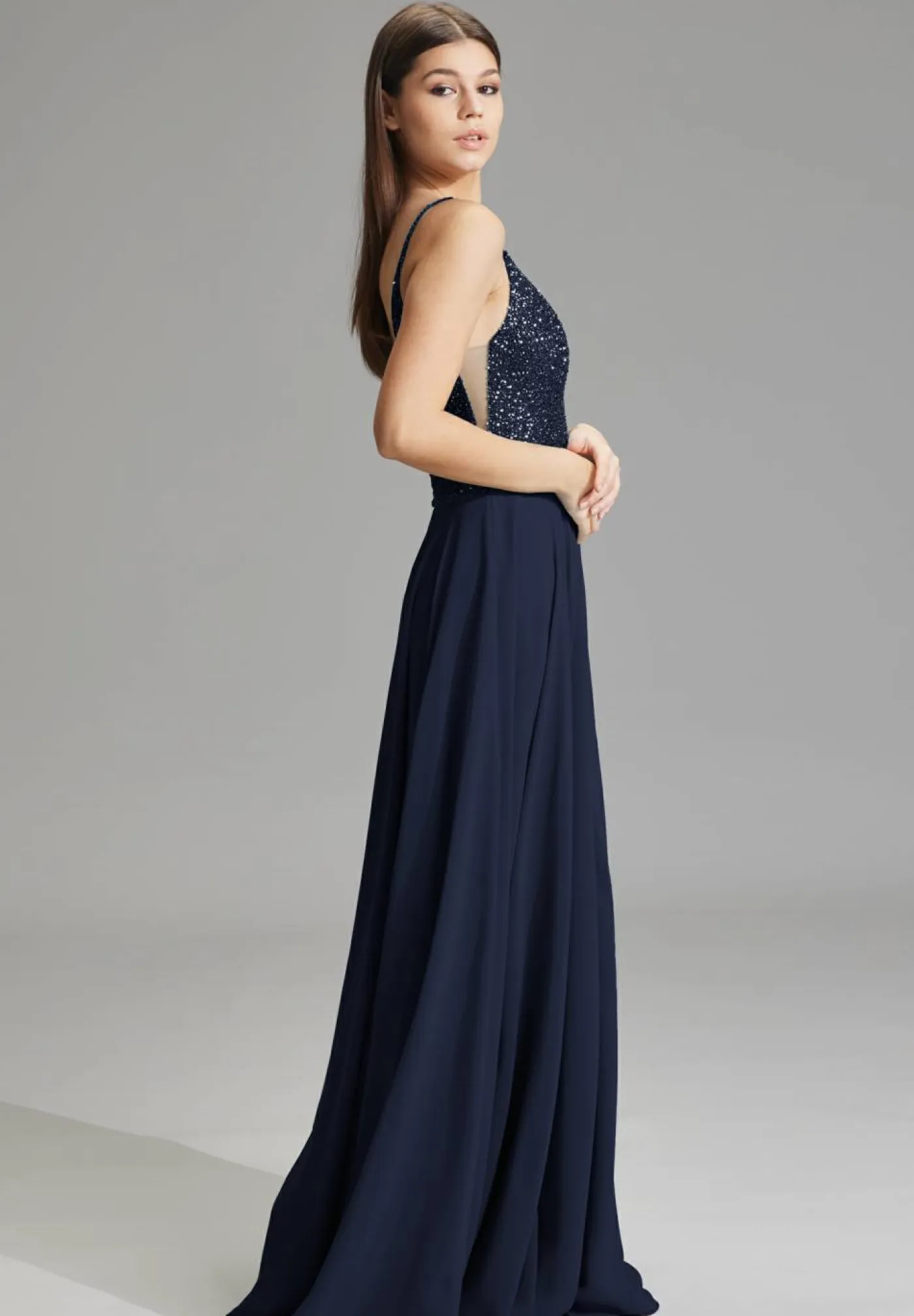 Abendkleid aus Materialmix