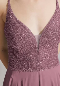 Abendkleid aus Materialmix