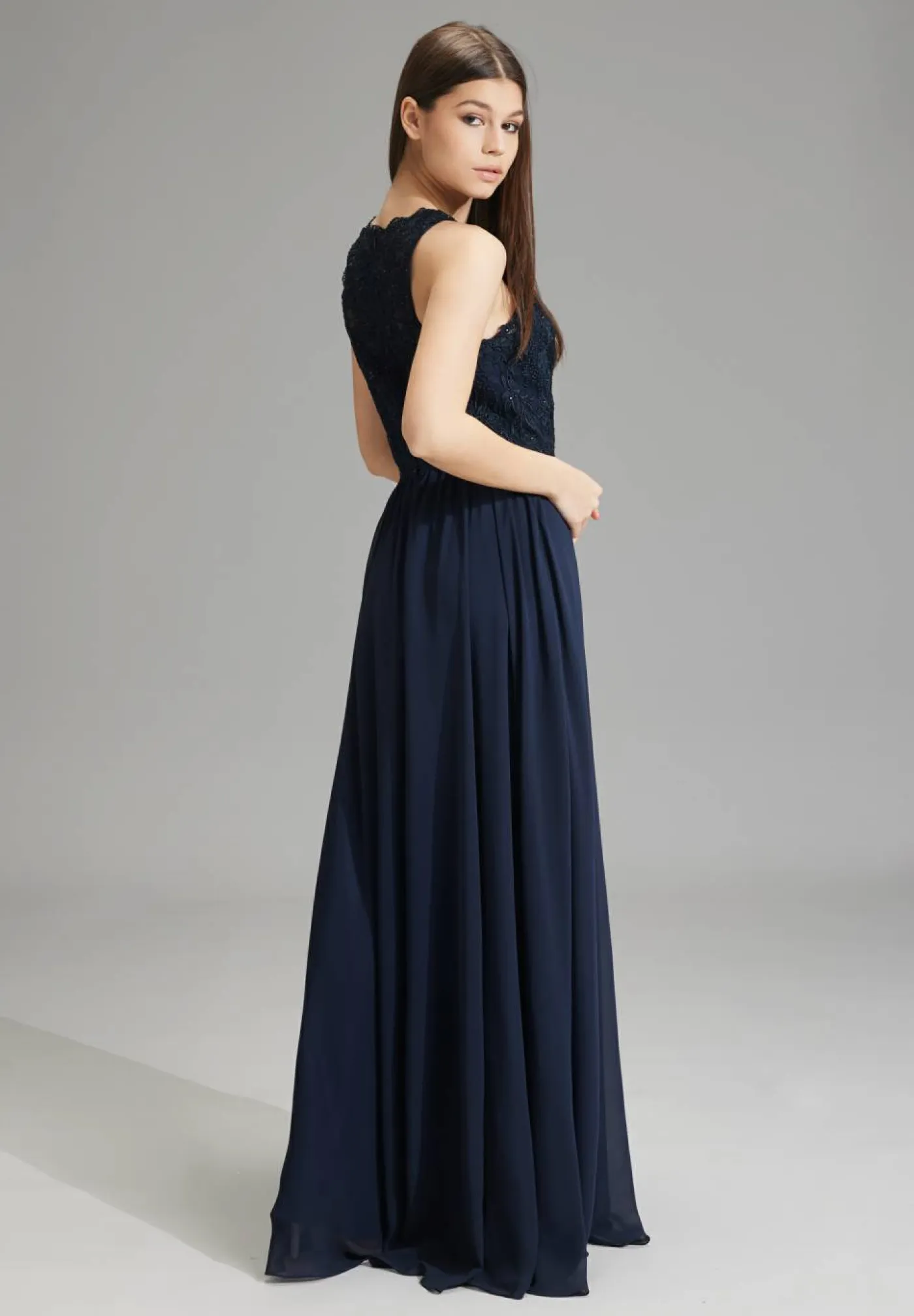 Abendkleid "High-closed"