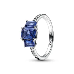 Blauer Rechteckiger Funkelnder Drei-Stein-Ring