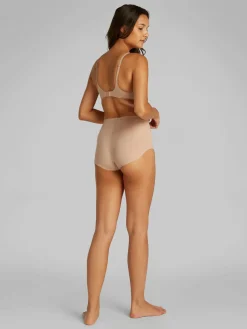 Brief "SCULPTED"