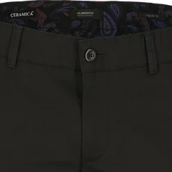 Chino "Lou"