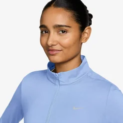 Dri-FIT UV-Laufoberteil "Nike Swift" mit Viertelreißverschluss