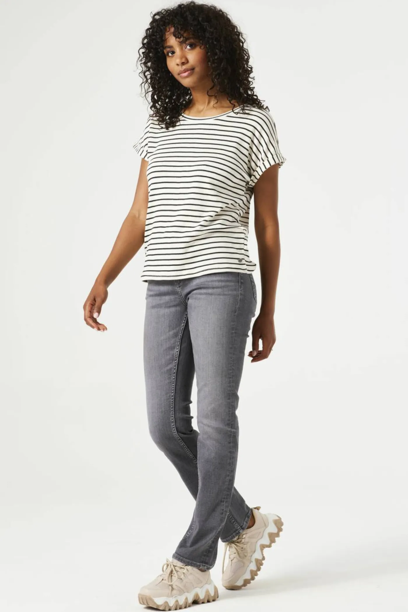Garcia - Ladies-T-Shirts s.sl.