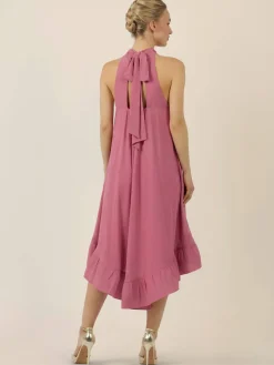 Halterneck-Kleid