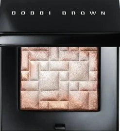 Highlighting Powder Pink Glow
