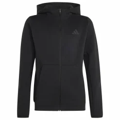 Hoodedtracktop