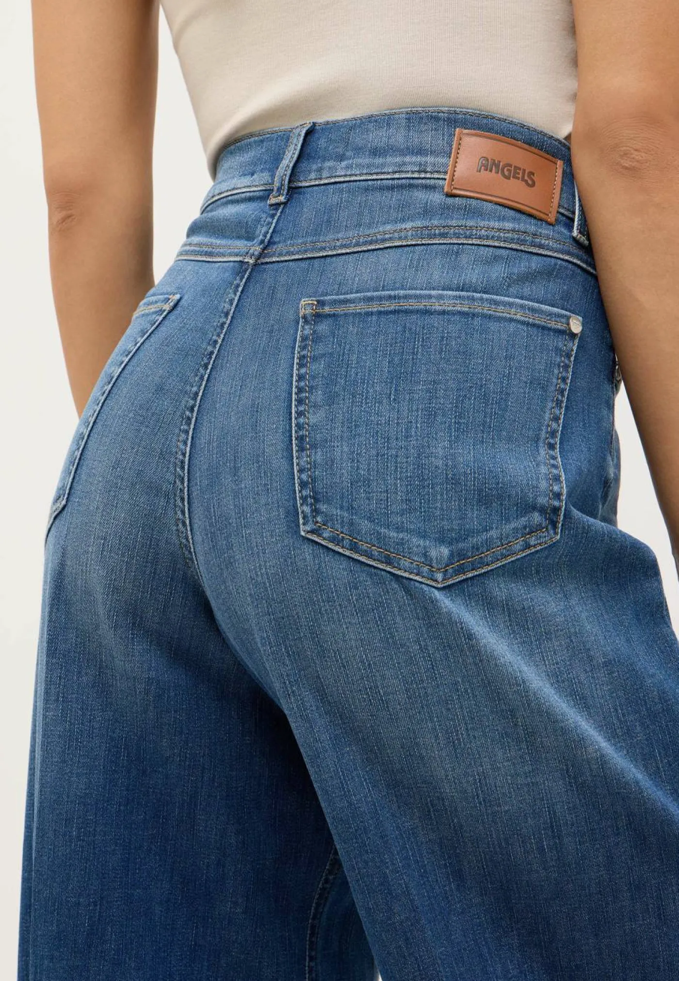 Hose "Liva"