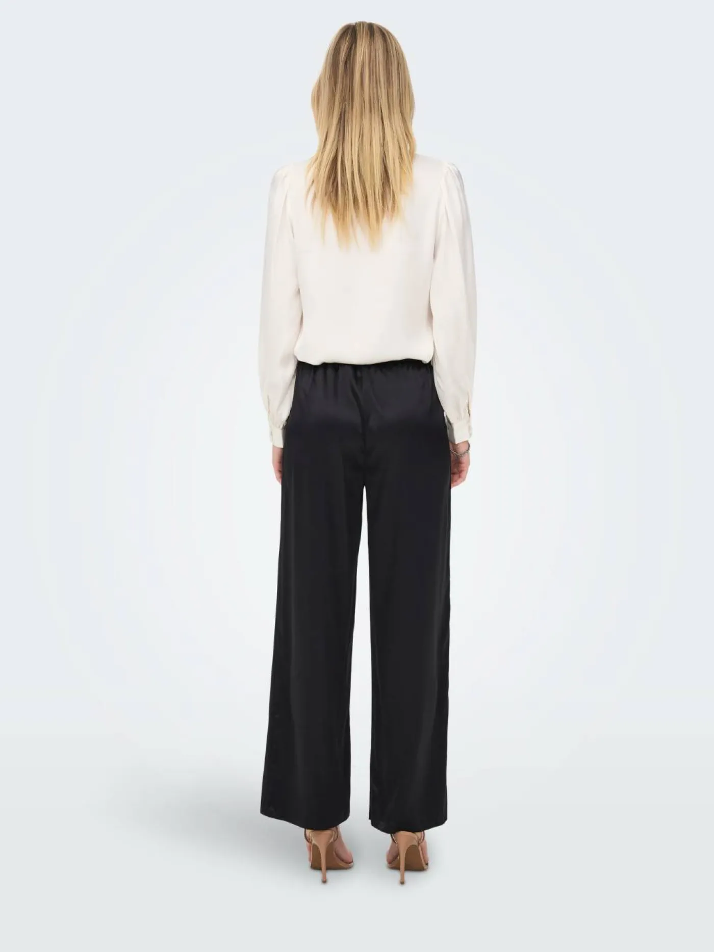 Hose "VICTORIA"