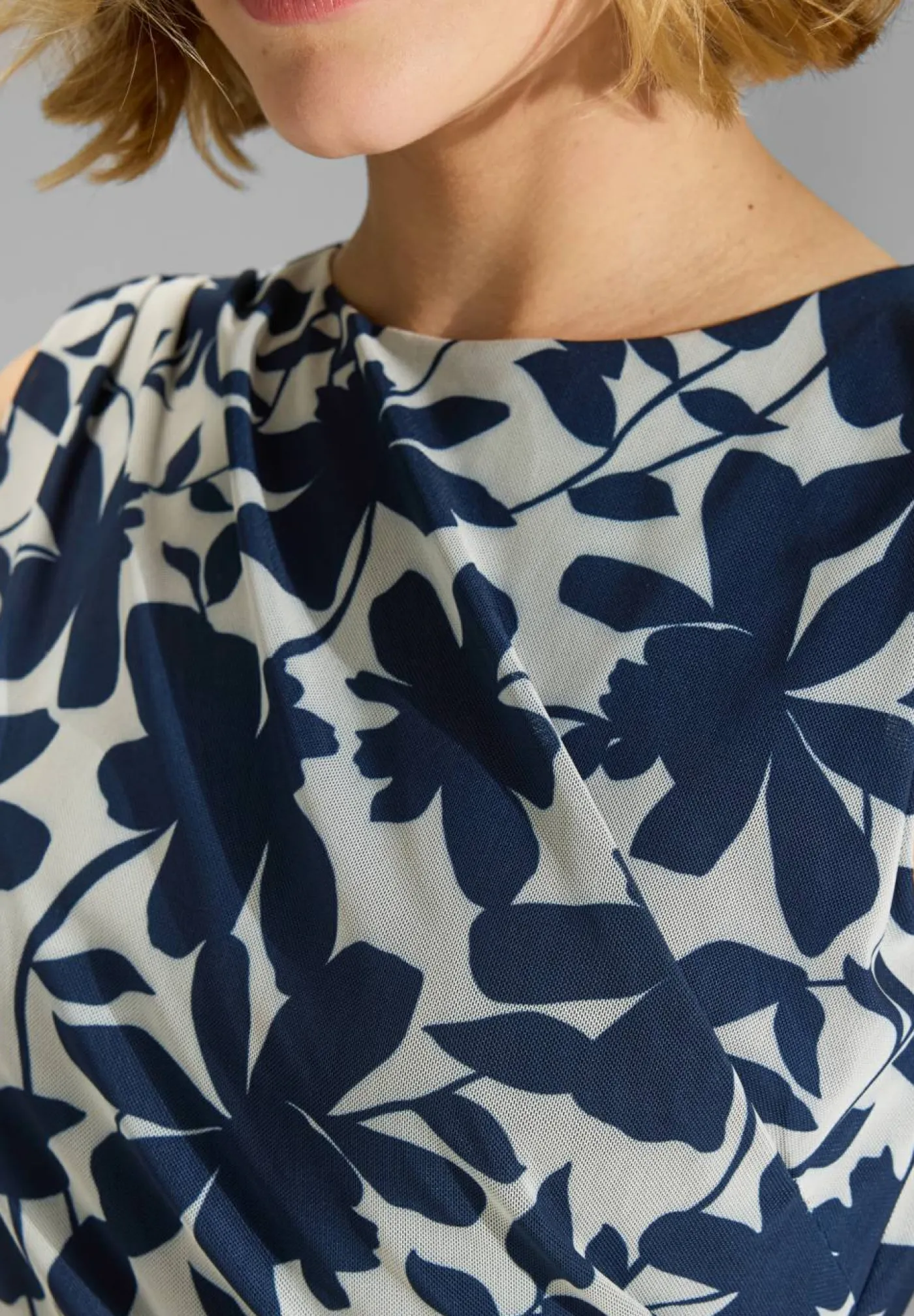 Kleid