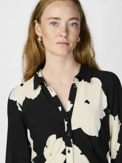 Langes Hemdkleid