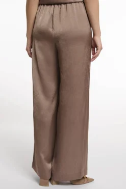 Satinhose "Kenza"