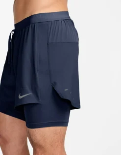 Shorts "Stride Hybrid"