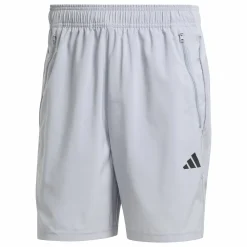 Shorts "Train Essentials Woven"
