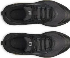 Sneakers "UA Charged Commit TR"