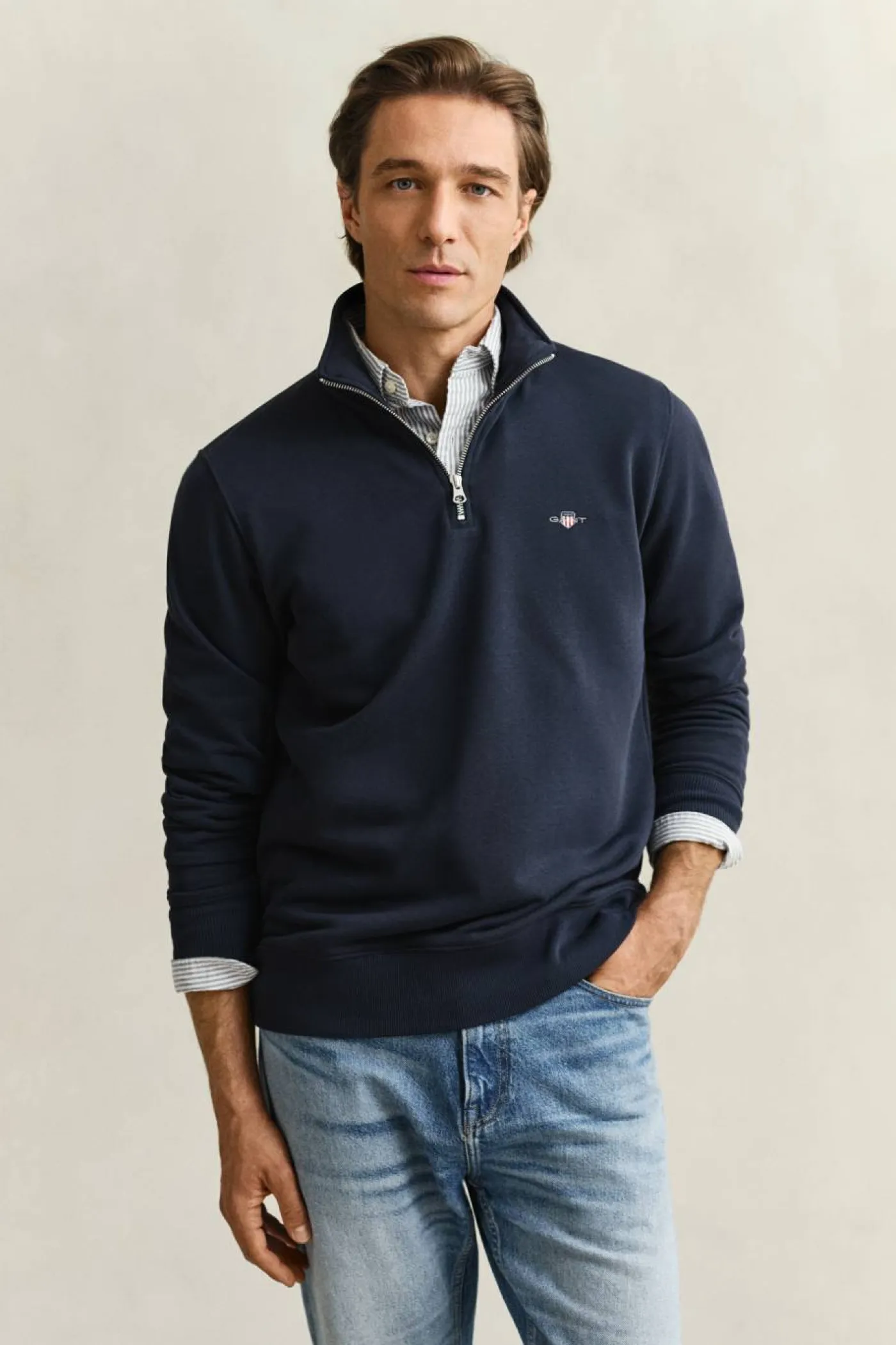 Sweatshirt "Shield"