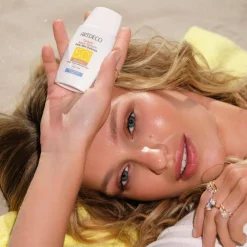 Tinted Aqua Serum Daily Skin Defense SPF50+