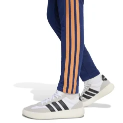 Trainingsanzug
