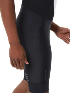 Trägerhose