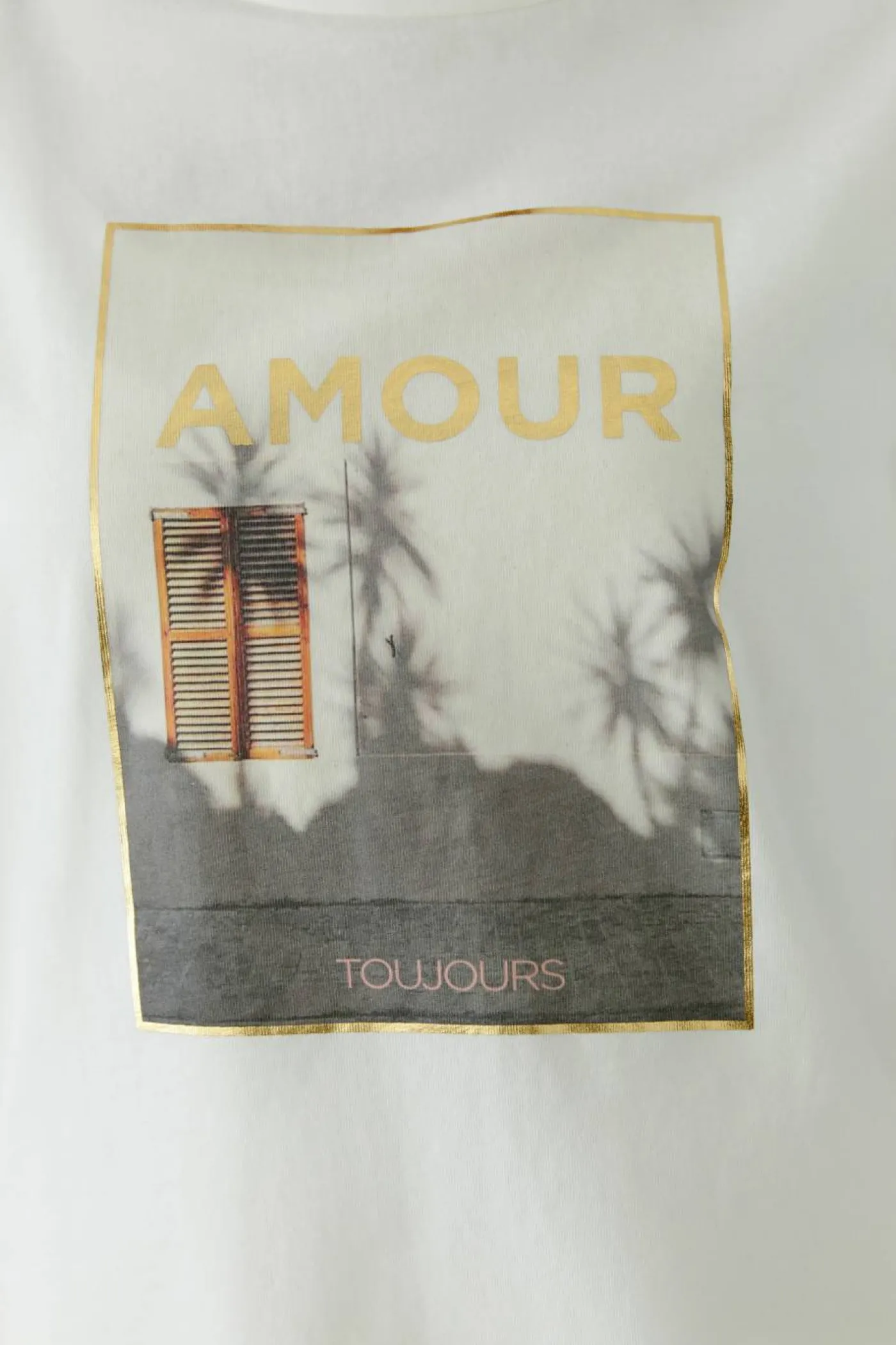 T-Shirt