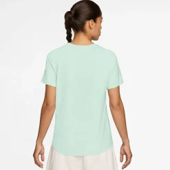 T-Shirt "Sportswear Club Essentials"