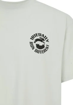 T-Shirt "Run Different"