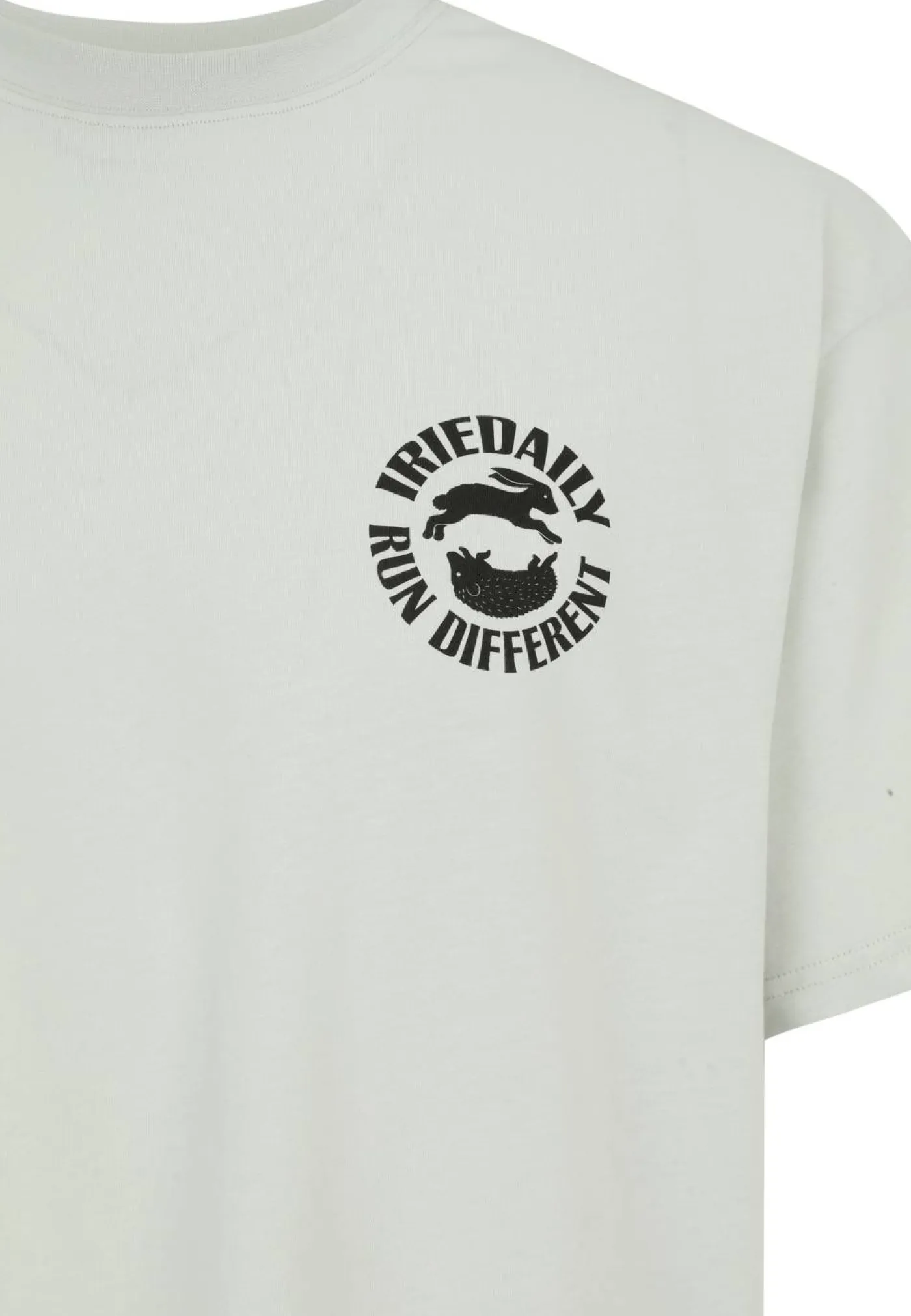 T-Shirt "Run Different"