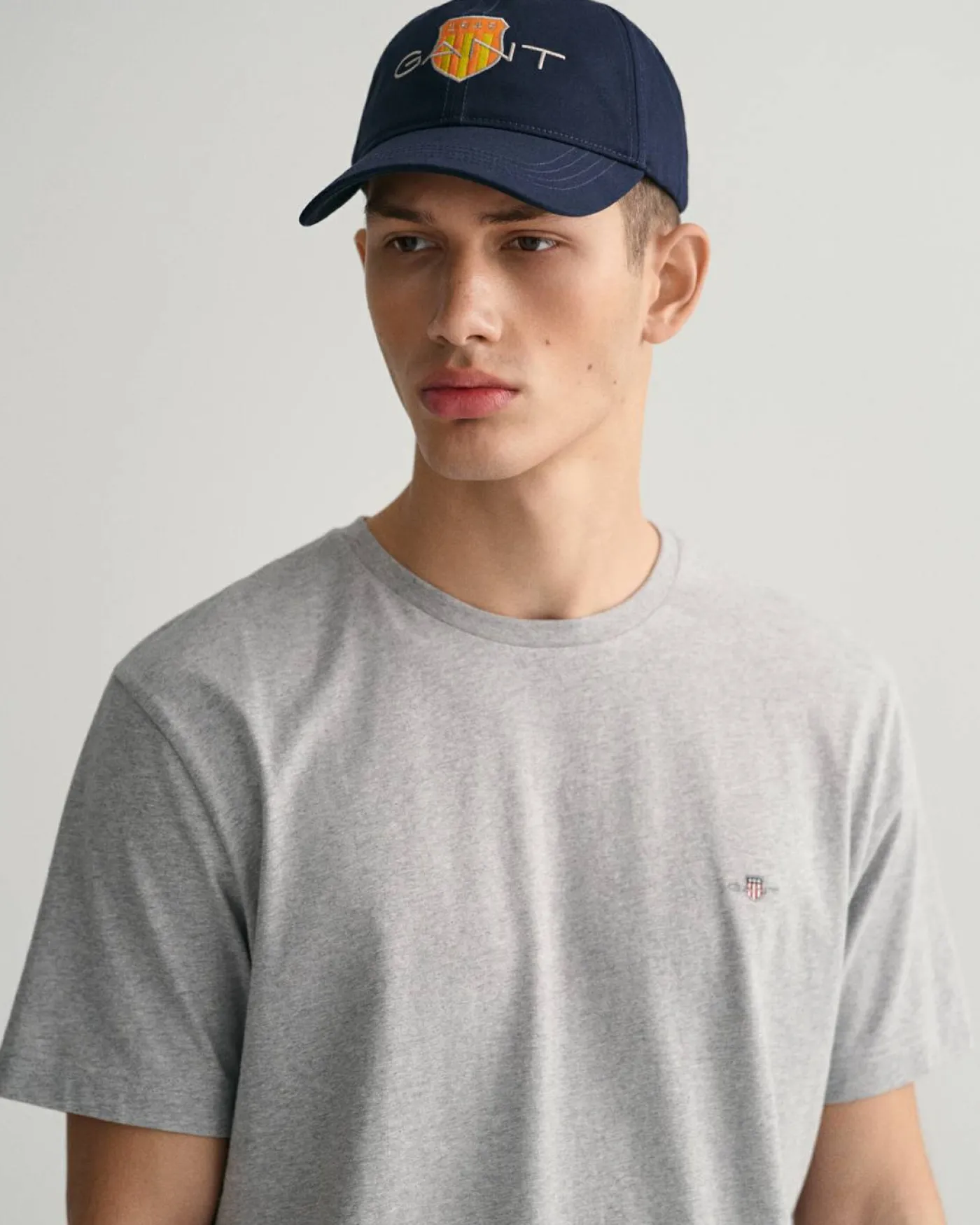 T-Shirt "Shield"