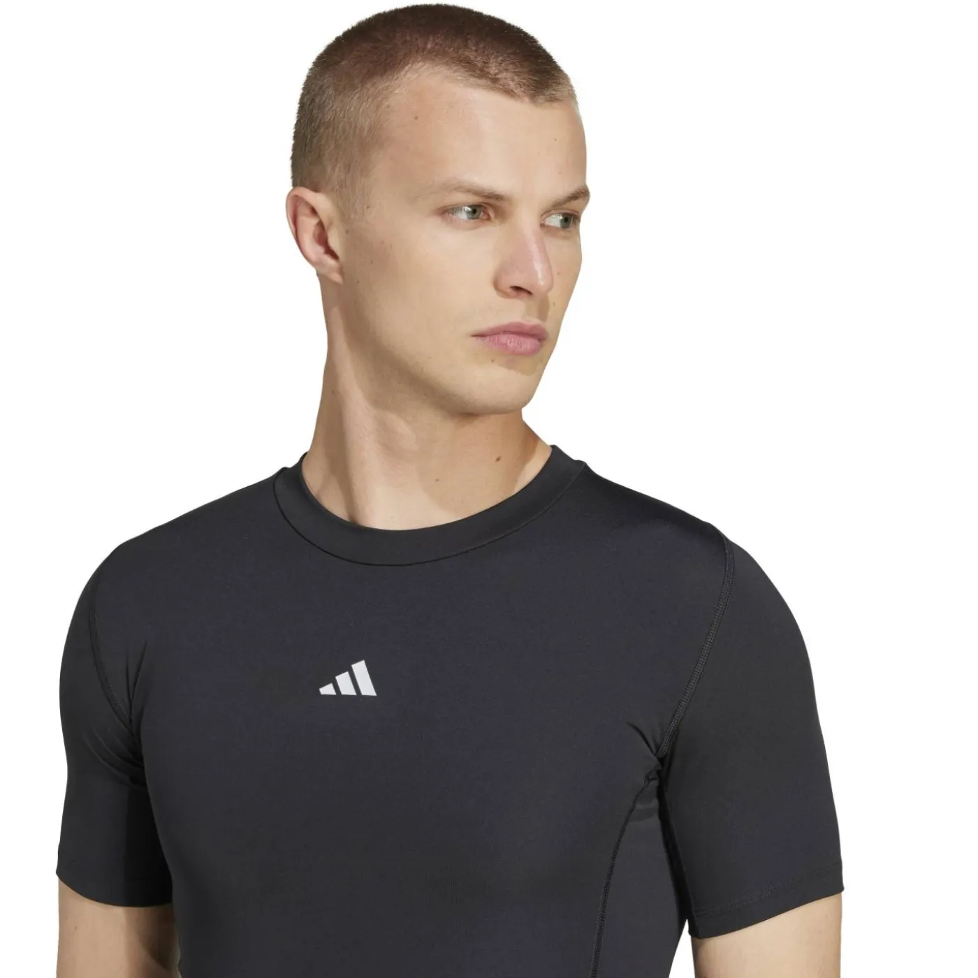 T-Shirt "TechFit"