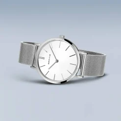 Uhr 