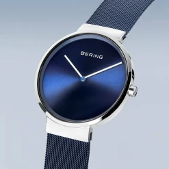 Uhr