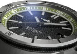 Uhr "MARINEMASTER M-44 WOODPECKER GREEN AUF BLOCK BRACELET"