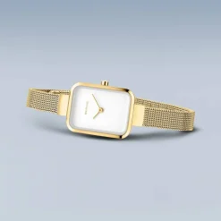 Uhr