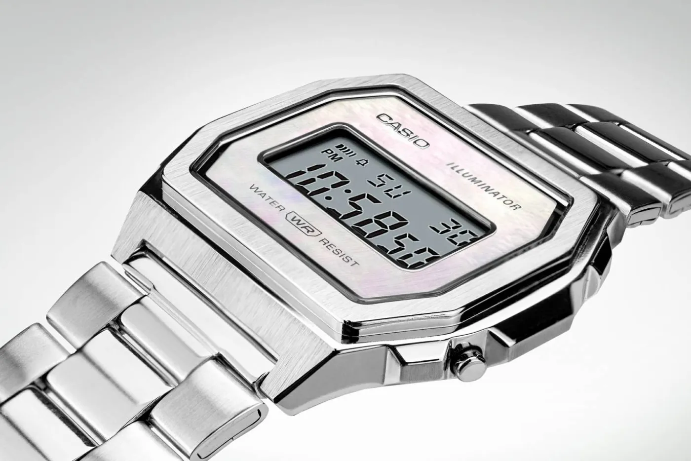 Uhr "Premium Collection A1000D-7"