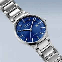 Uhr