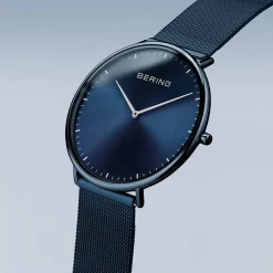 Uhr 