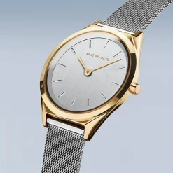 Uhr 