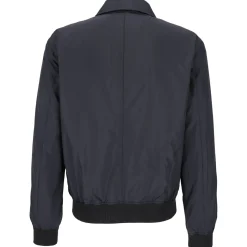 Windbreaker 